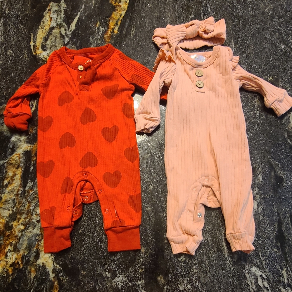 2 pant/long sleeve outfits